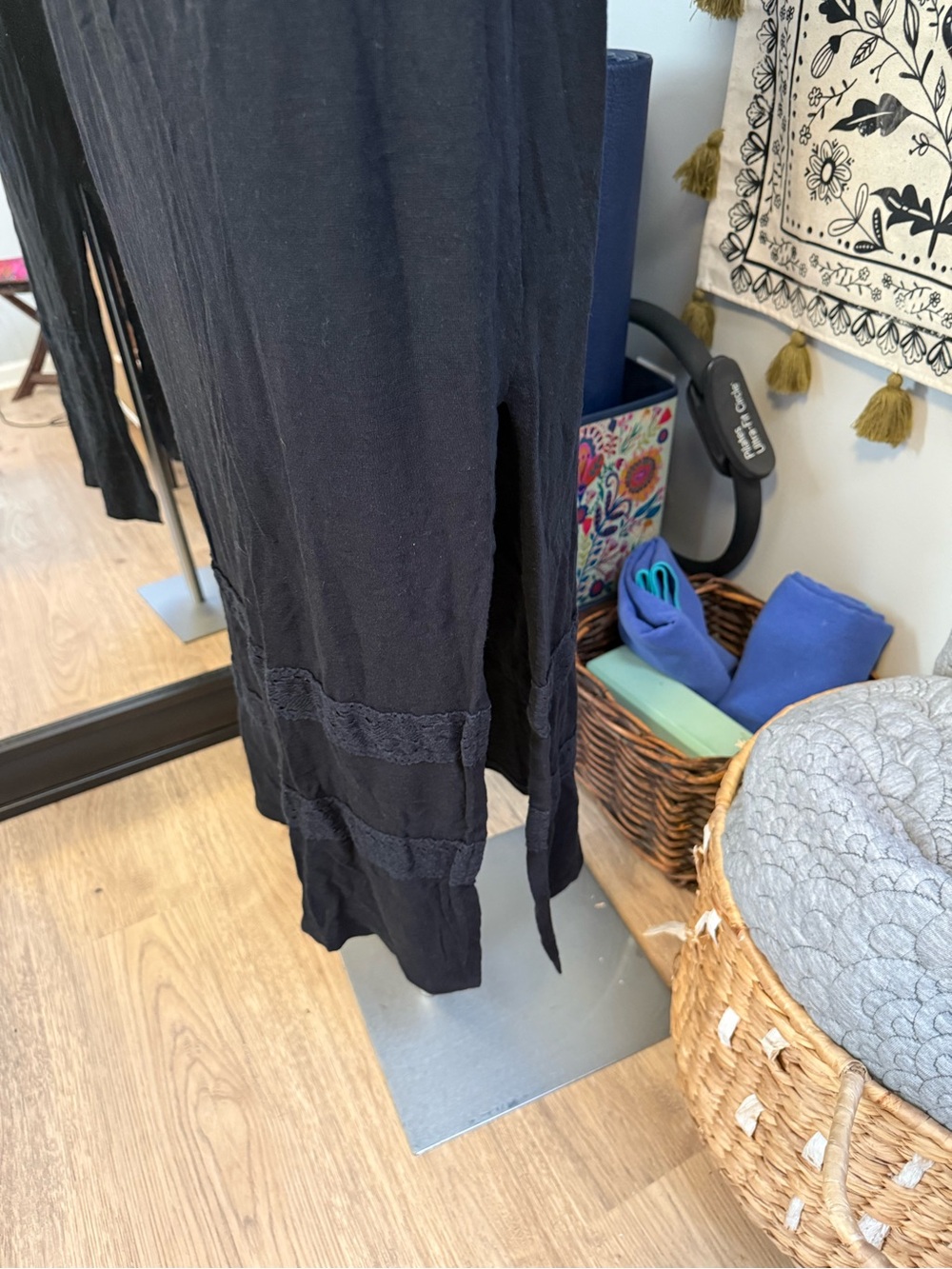 Olga Black Off-Shoulder Maxi Dress with Lace Trim - Picture 4 of 8